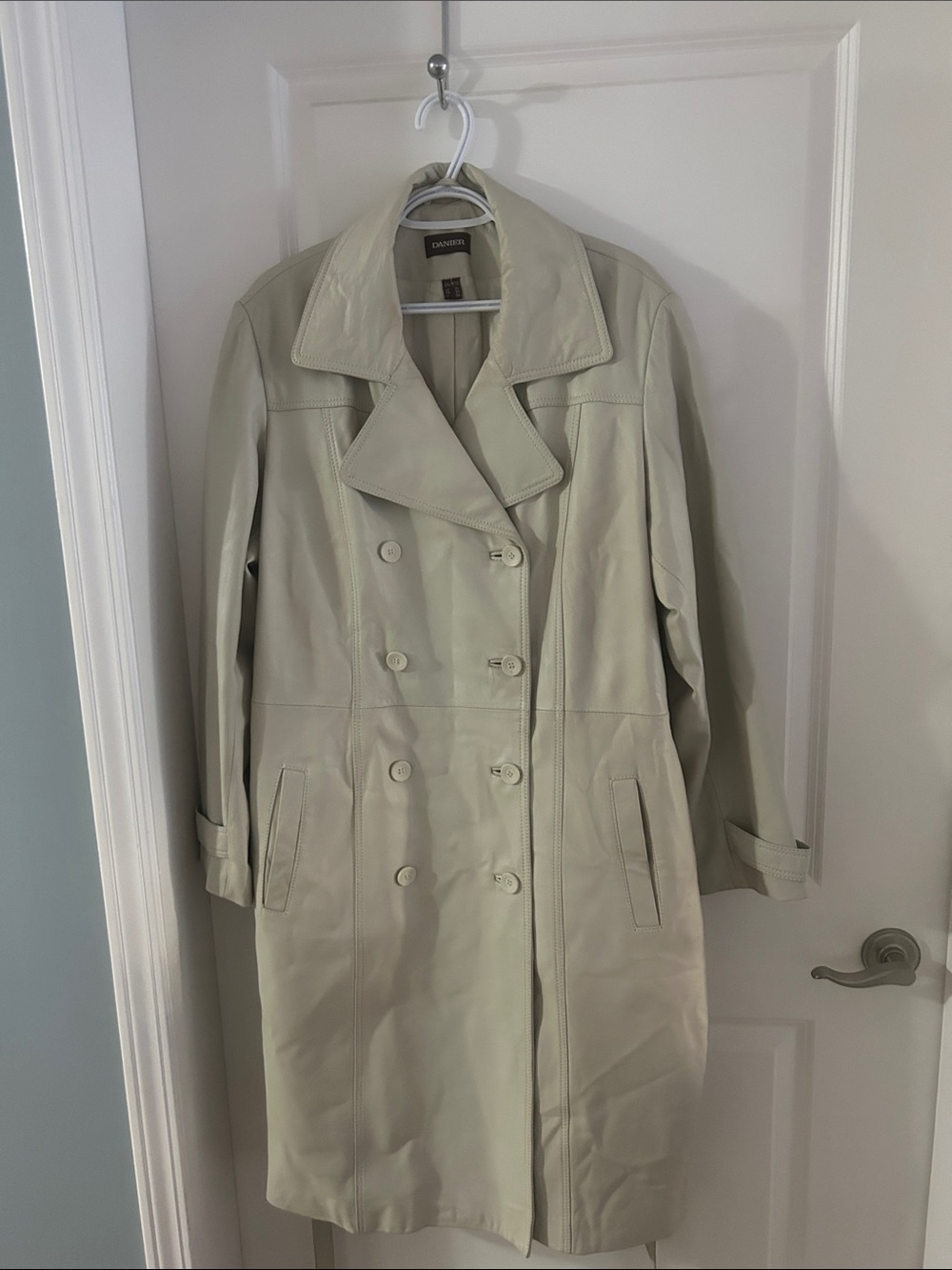 Y2K Vintage Danier Cream Leather Trench Coat Plus Size 3X with Belt -Style 40110